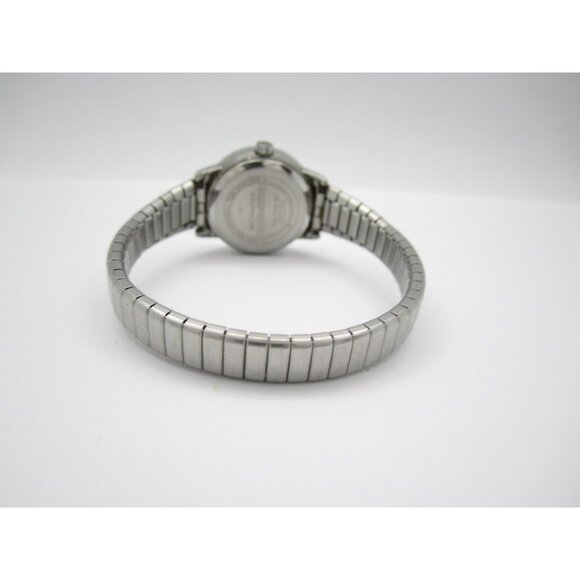 Women Timex Indiglo Quartz 30m WR Analog 25mm Round Watch (H904) "New Battery" - Picture 10 of 11